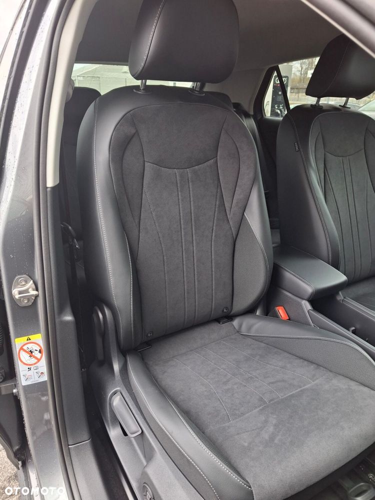 Volkswagen T-Roc 1.5 TSI Style DSG - 16