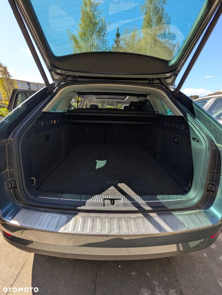 Skoda Superb 2.0 TSI 4x4 DSG L&K - 11