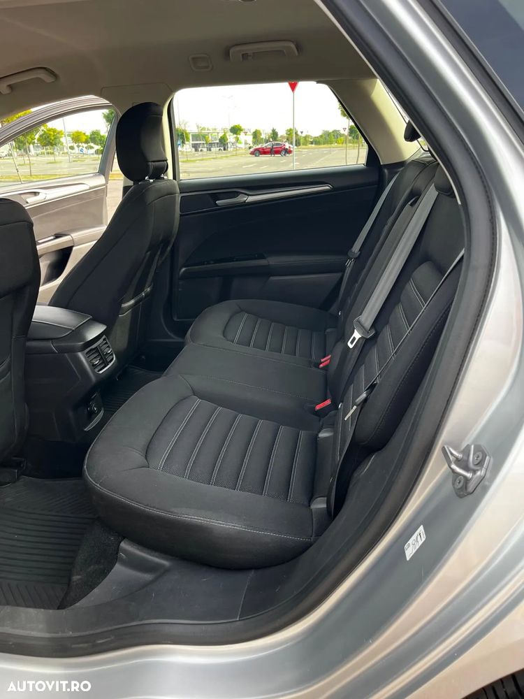 Ford Mondeo 2.0 TDCi Business - 10