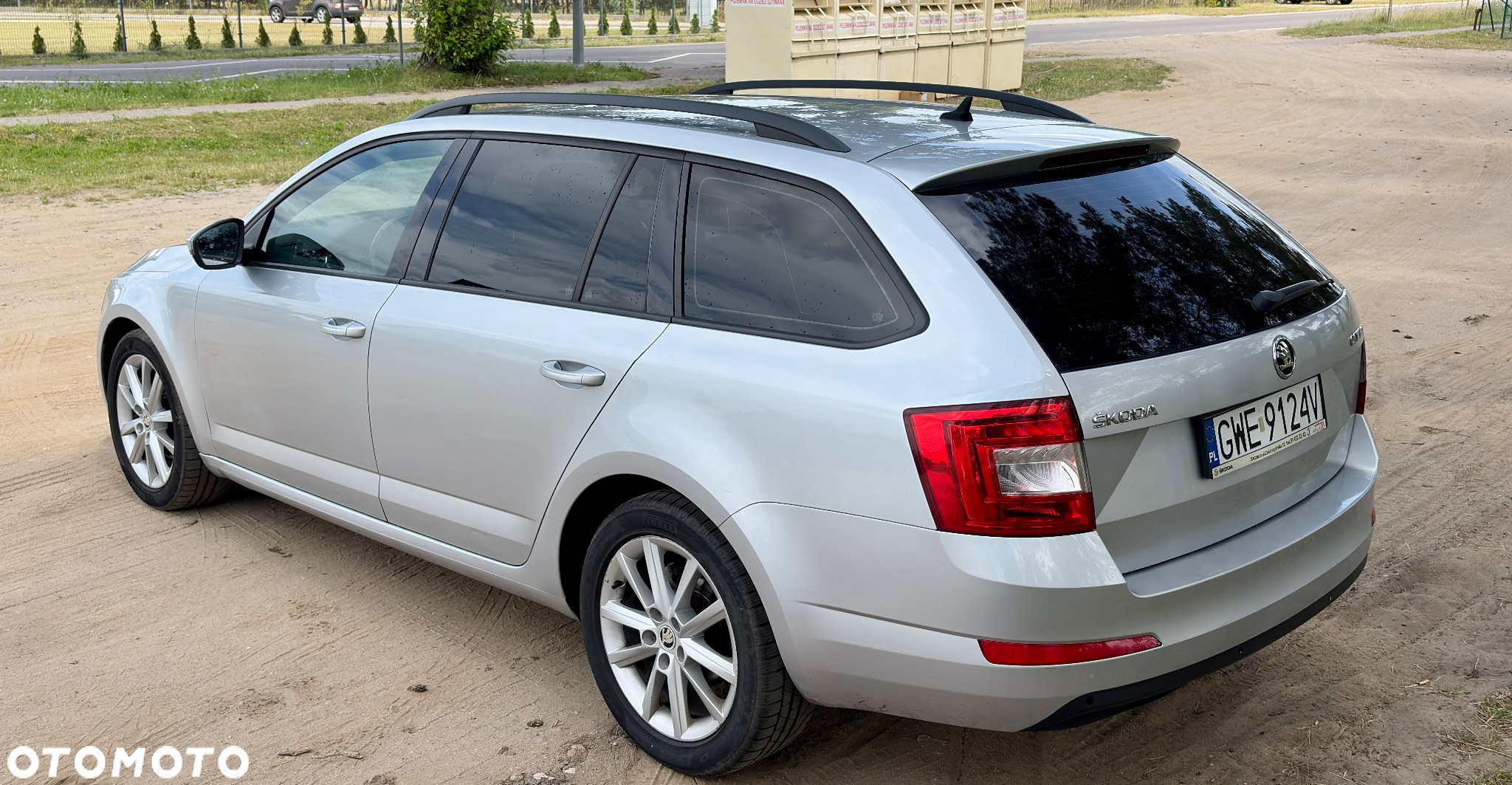 Skoda Octavia 2.0 TDI Ambition DSG - 3