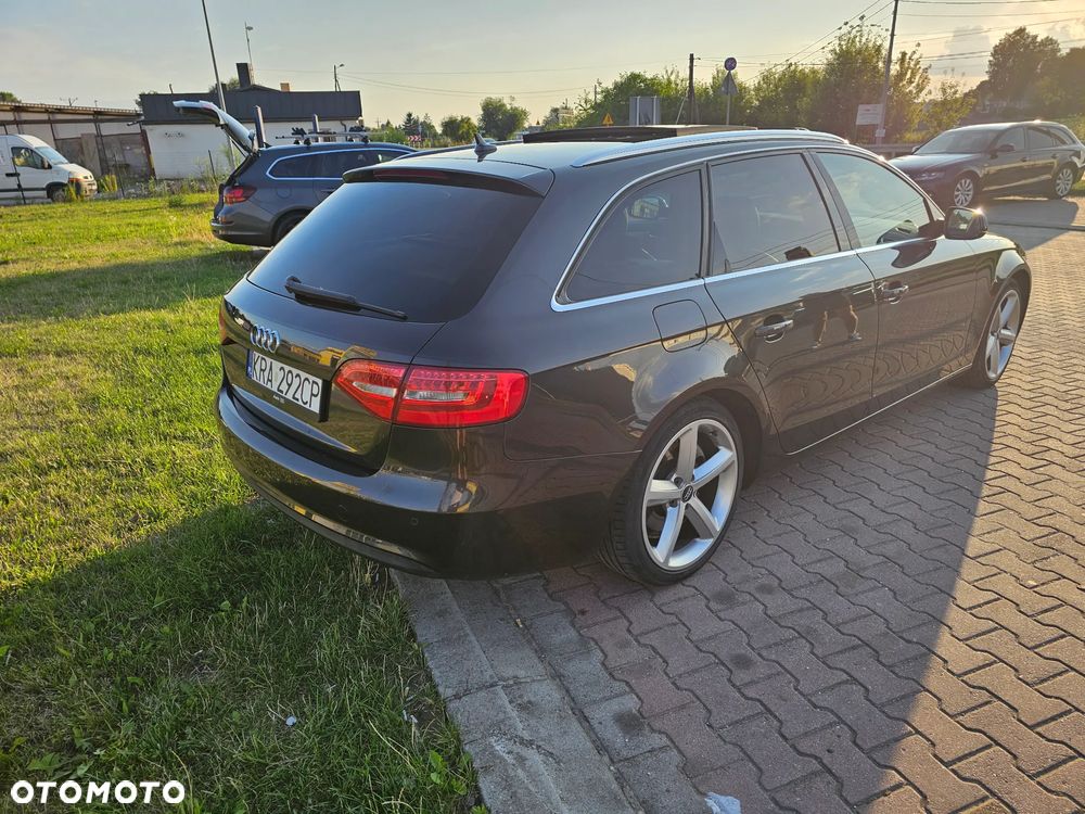Audi A4 - 4