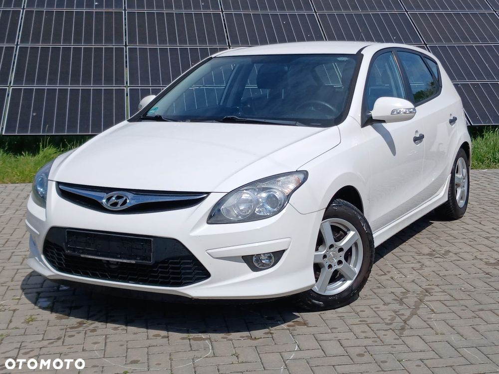 Hyundai i30 1.4 FIFA WM Edition - 12