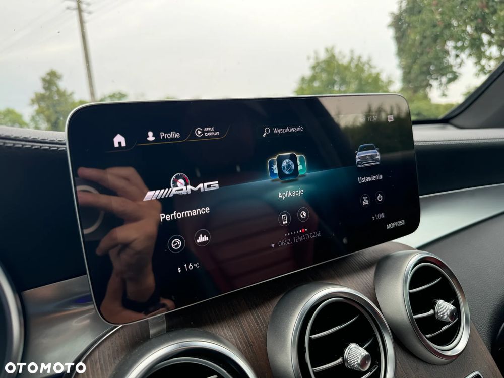 Mercedes-Benz GLC AMG 43 4Matic 9G-TRONIC - 33