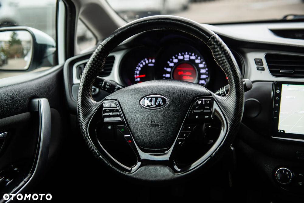 Kia Ceed 1.4 CVVT Vision - 32