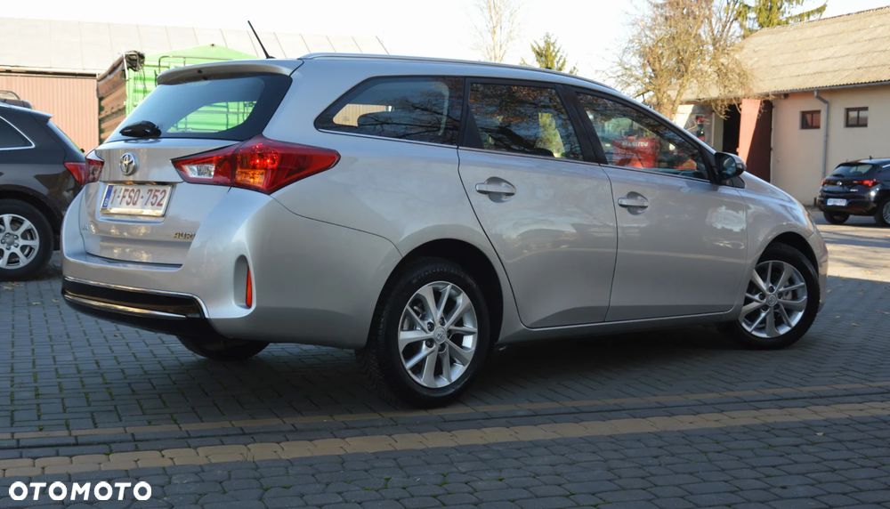 Toyota Auris - 7