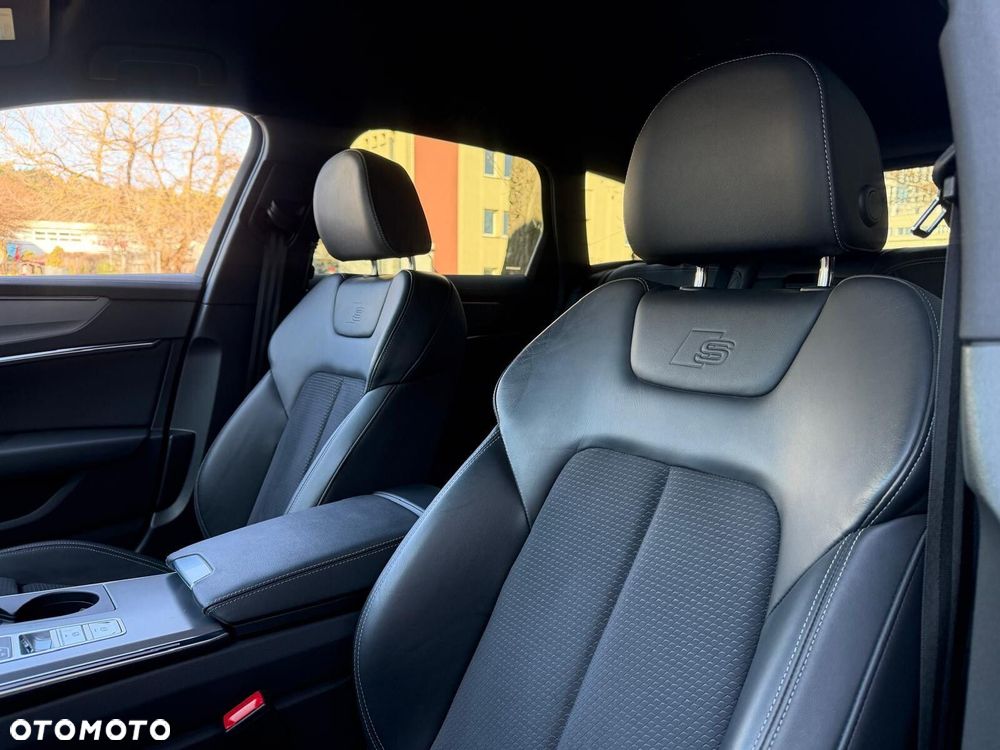 Audi A6 Avant 55 TFSI e Quattro Sport S tronic - 16