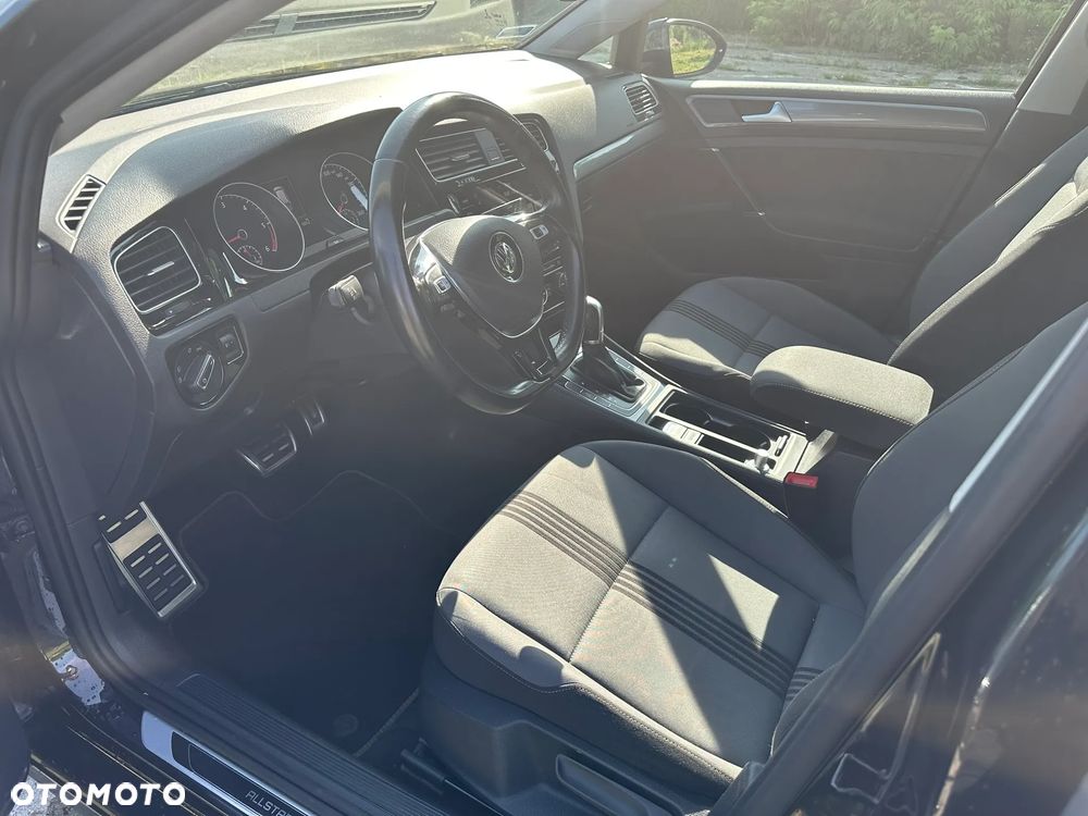 Volkswagen Golf 1.6 TDI BMT Highline DSG - 9