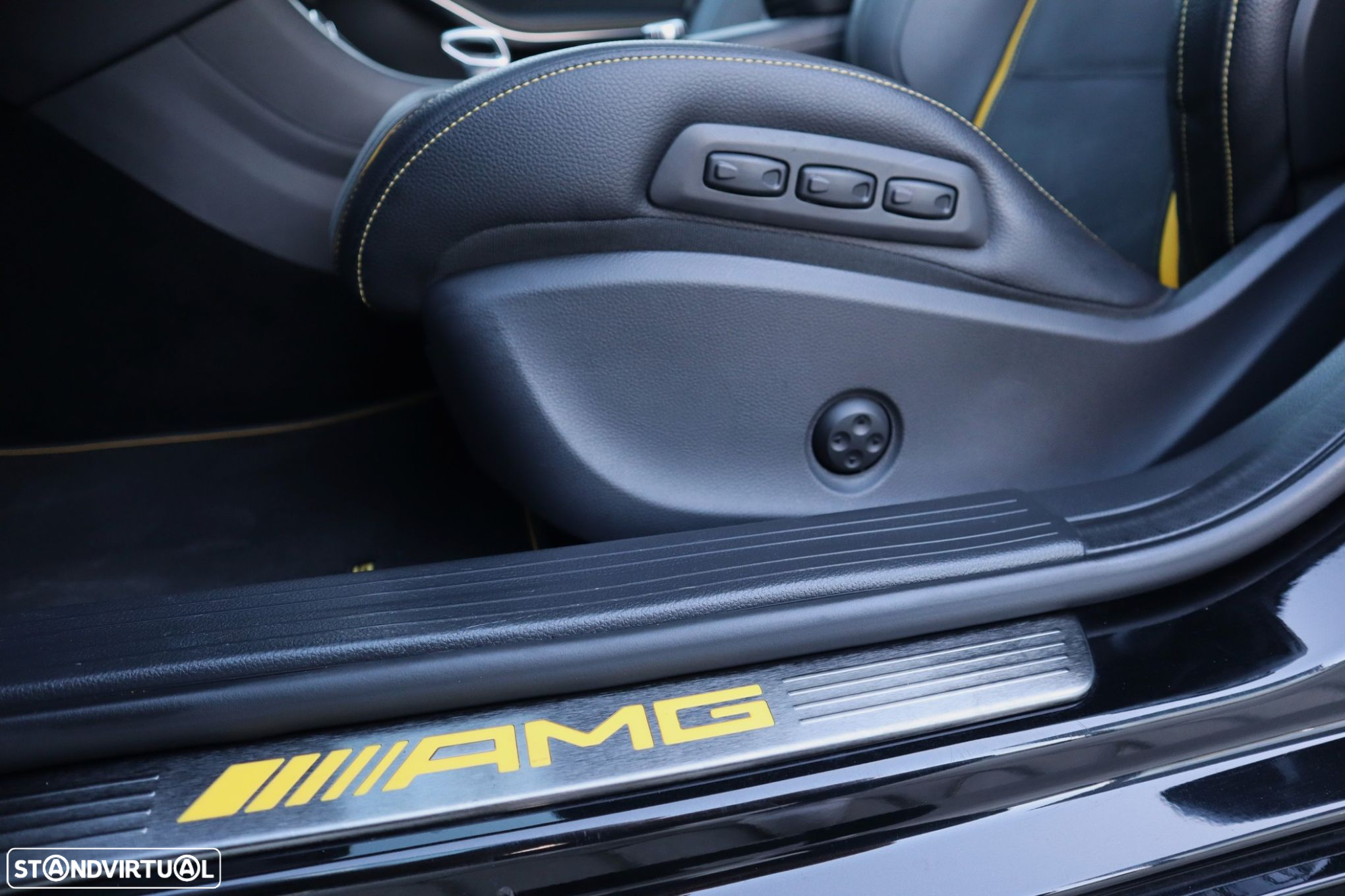 Mercedes-Benz A 45 AMG 4-Matic - 10