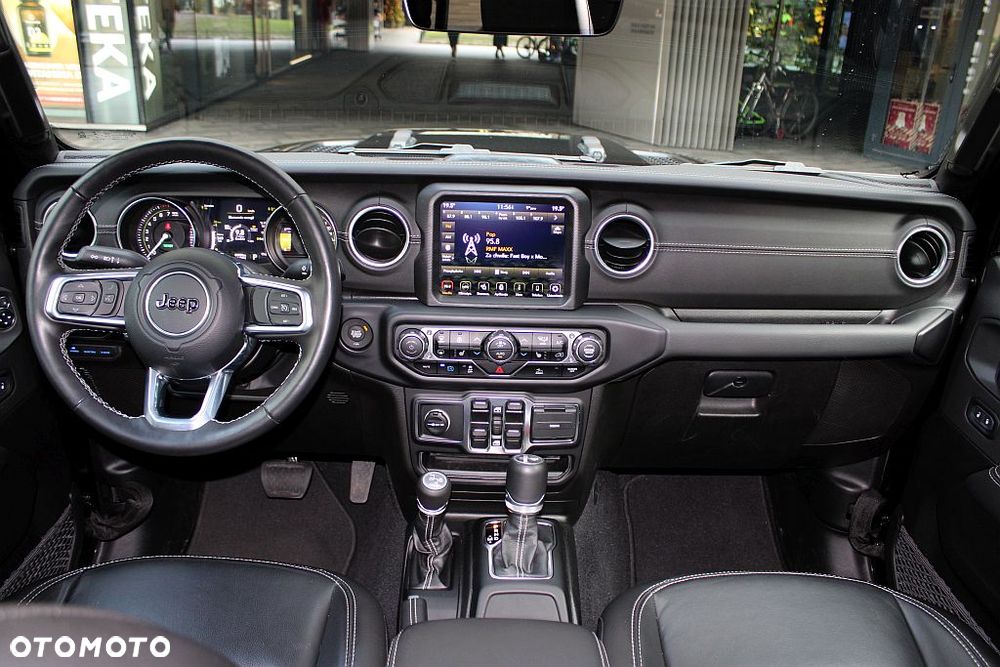 Jeep Wrangler 2.0 4xe Plug-In Hybrid Softtop Sahara - 18
