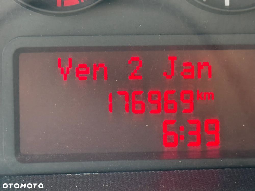 Iveco DAILY 35C16 WYWROTKA SKRZYNIA 6 MIEJSC - 15
