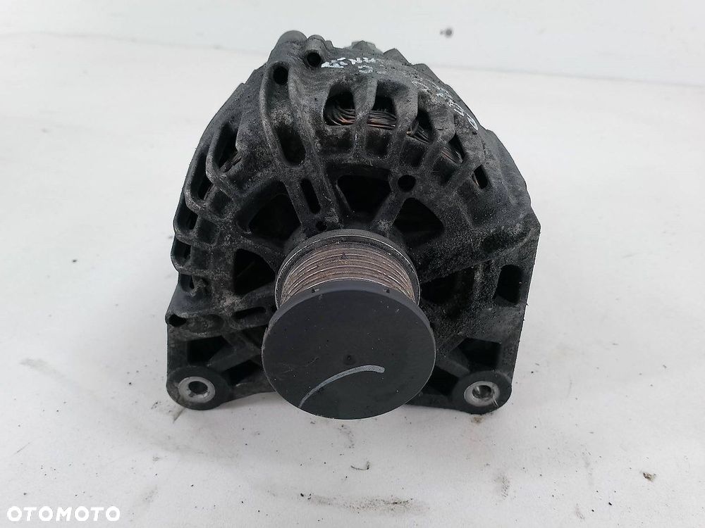 ALTERNATOR RENAULT GRAND SCENIC  231007033R-C FG15T030  2606523B 1.6 DCI - 4