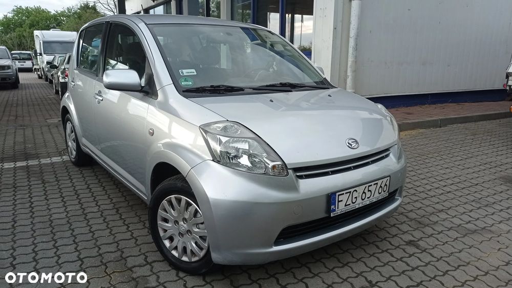 Daihatsu Sirion 1.3 - 28
