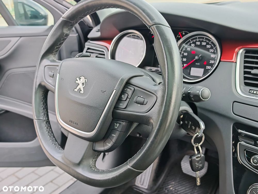 Peugeot 508 RXH 2.0 HDi HYbrid4 - 18