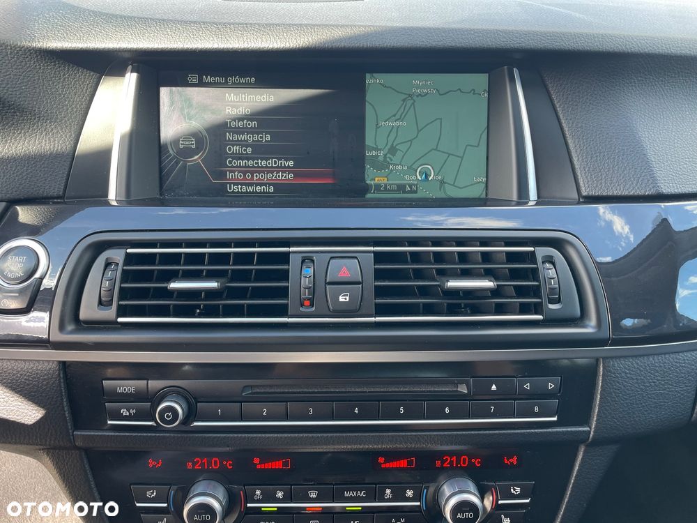 BMW Seria 5 525d Luxury Line - 13