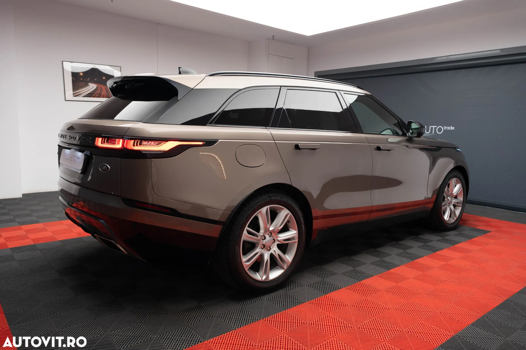 Land Rover Range Rover Velar 2.0 R-Dynamic - 5