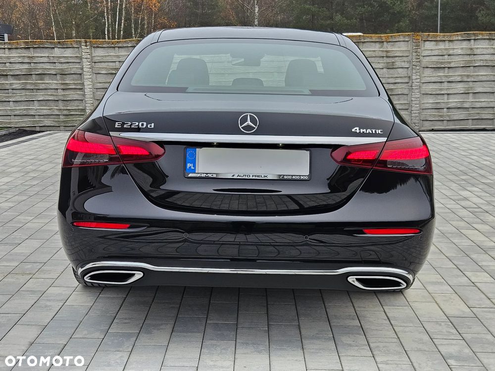 Mercedes-Benz Klasa E 220 d 4-Matic 9G-TRONIC - 10
