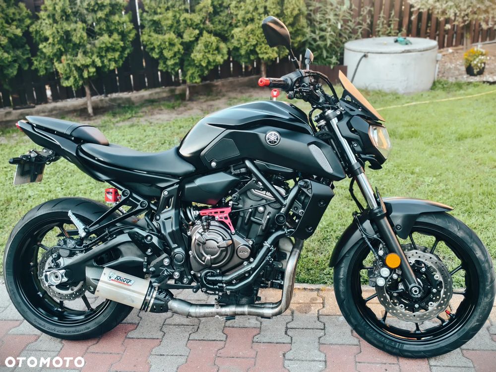 Yamaha MT - 2