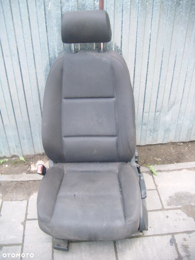audi a4  b6 fotel lewy kierowcy - 1