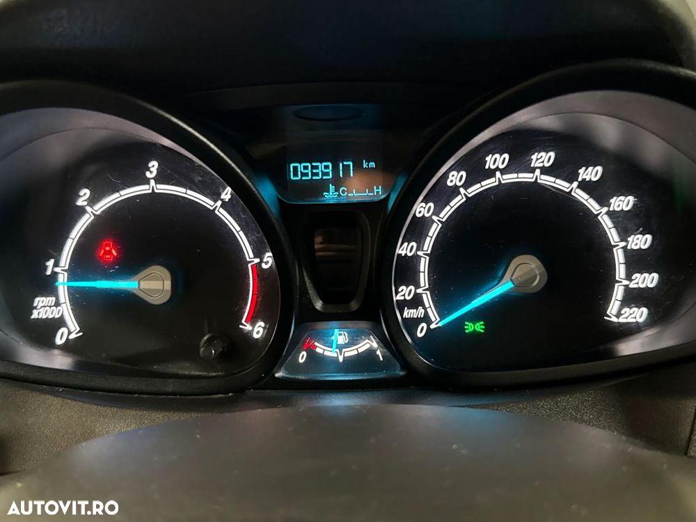 Ford Transit - 10