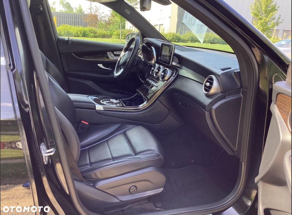 Mercedes-Benz GLC 300 4-Matic - 13