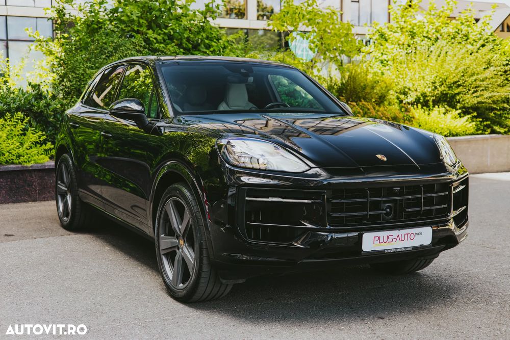 Porsche Cayenne - 1