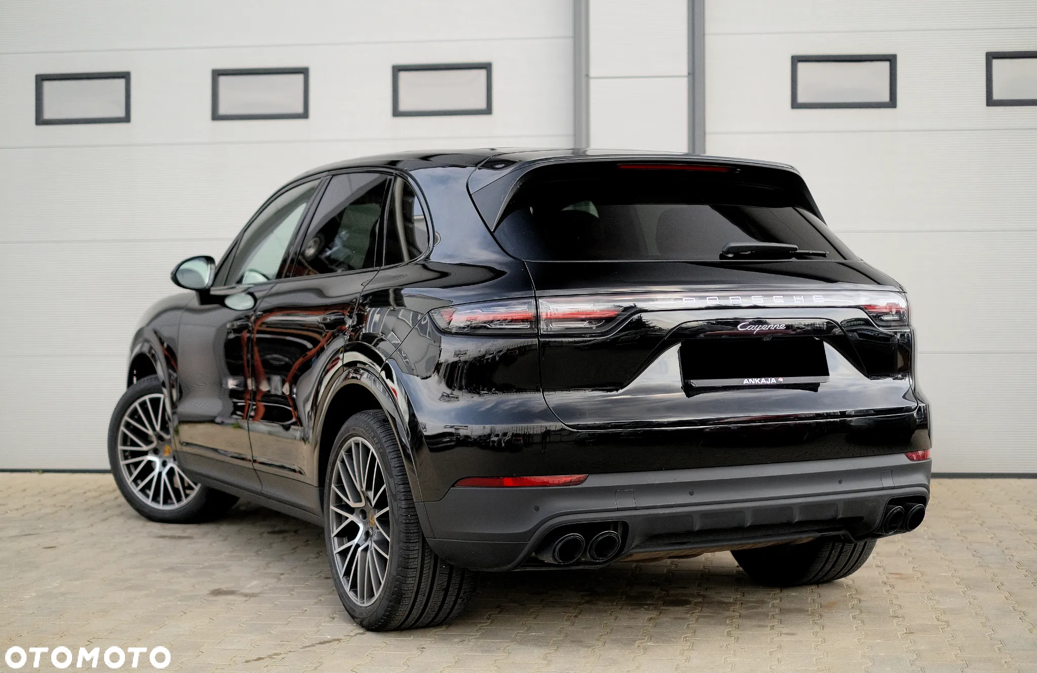 Porsche Cayenne - 11