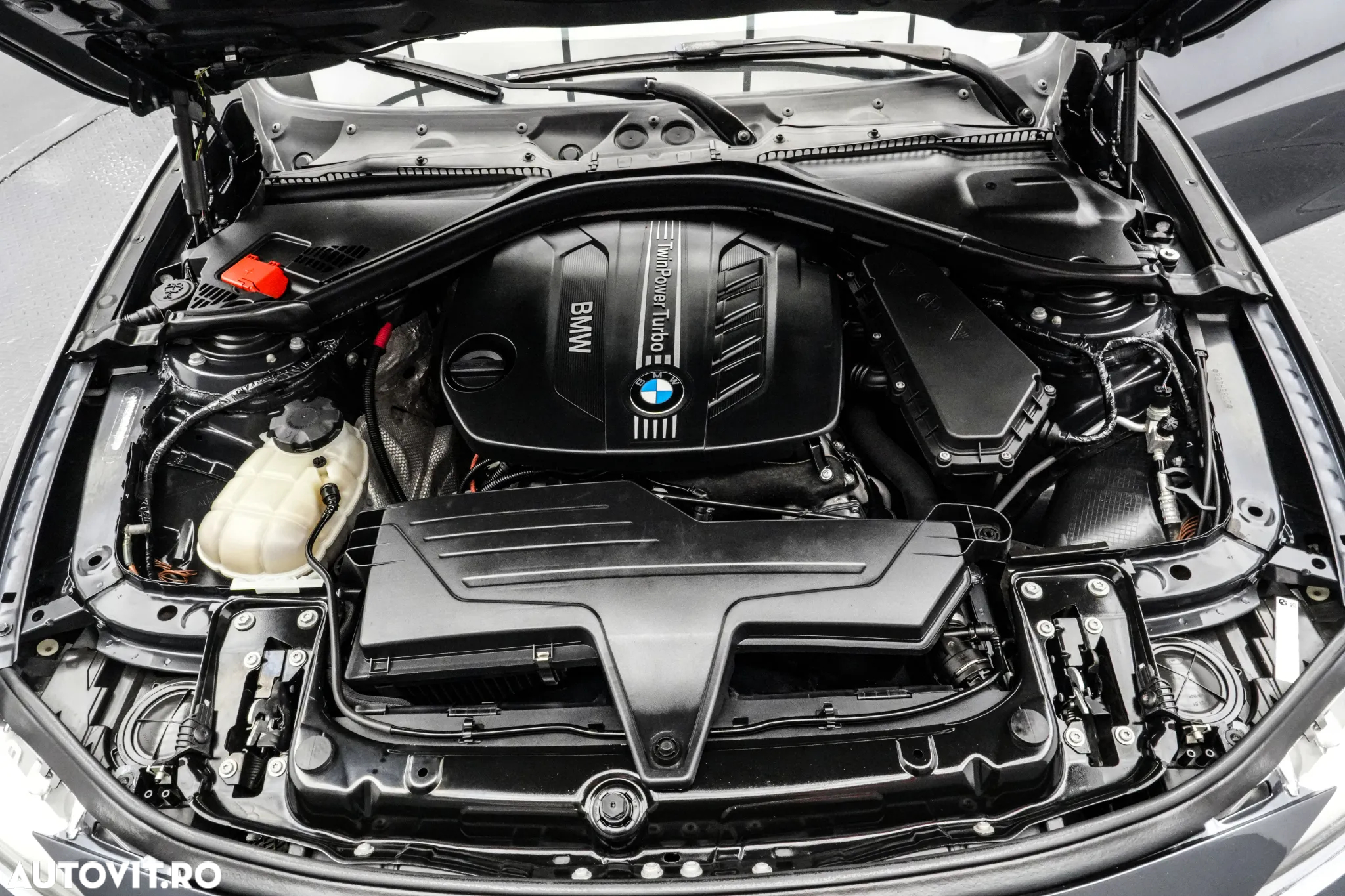 BMW Seria 3 - 24