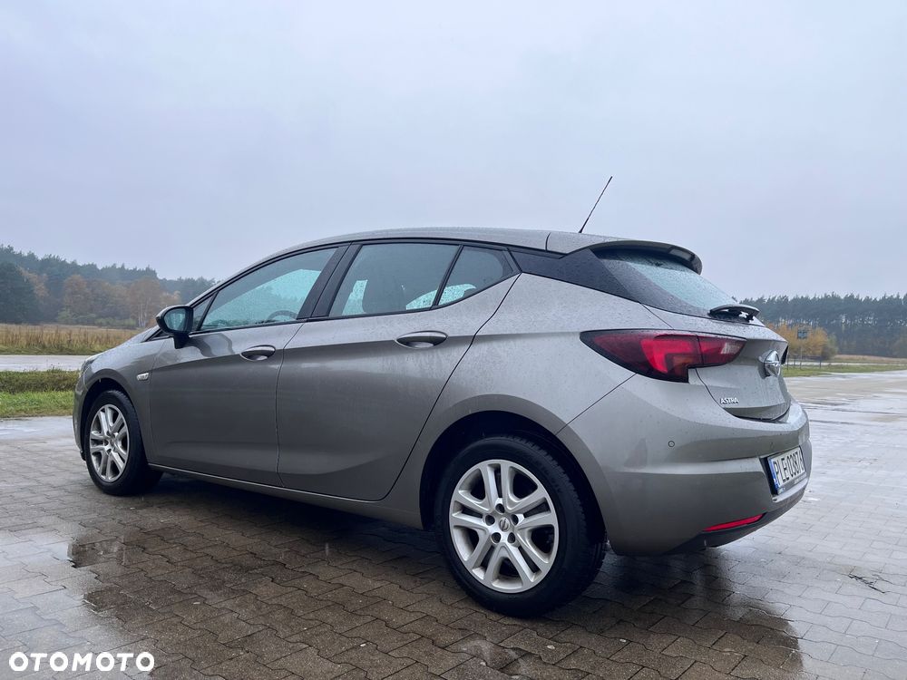 Opel Astra V 1.4 T Enjoy - 4