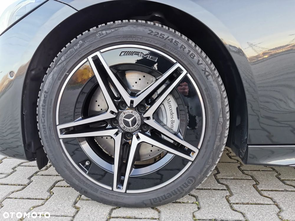 Mercedes-Benz Klasa C 180 mHEV AMG - 6