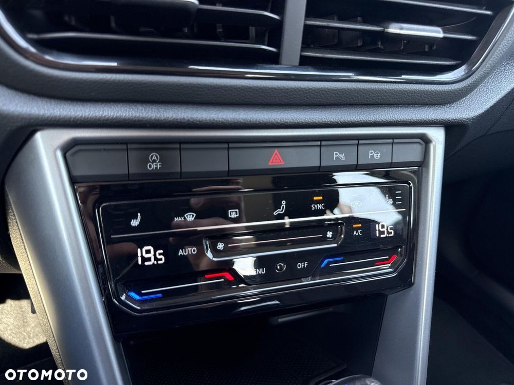 Volkswagen T-Roc 1.5 TSI Life DSG - 18