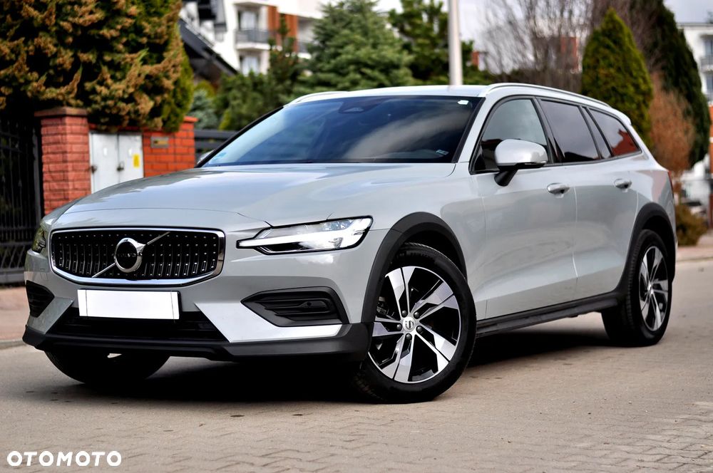 Volvo V60 Cross Country B4 D AWD Plus - 4