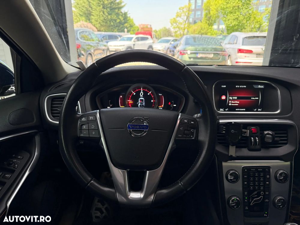Volvo V40 D2 Ocean Race - 16