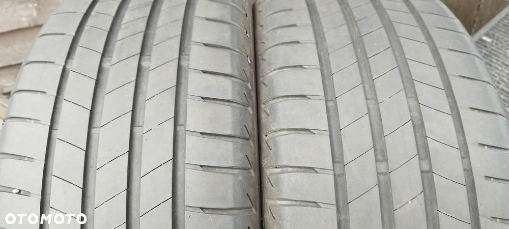 205/50/17 bridgestone turanza t005 - 1