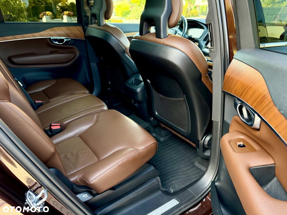 Volvo XC 90 B5 D AWD Momentum Pro - 14