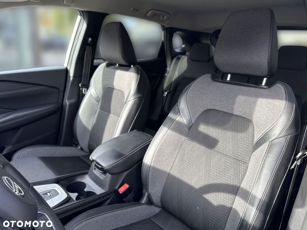 Nissan Qashqai 1.3 DIG-T mHEV N-Connecta Xtronic - 12