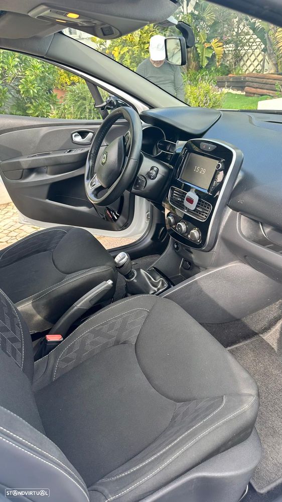 Renault Clio 0.9 TCe Limited Bi-Fuel - 9