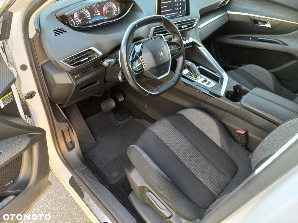 Peugeot 3008 BlueHDi 130 Stop & Start EAT8 Allure - 9