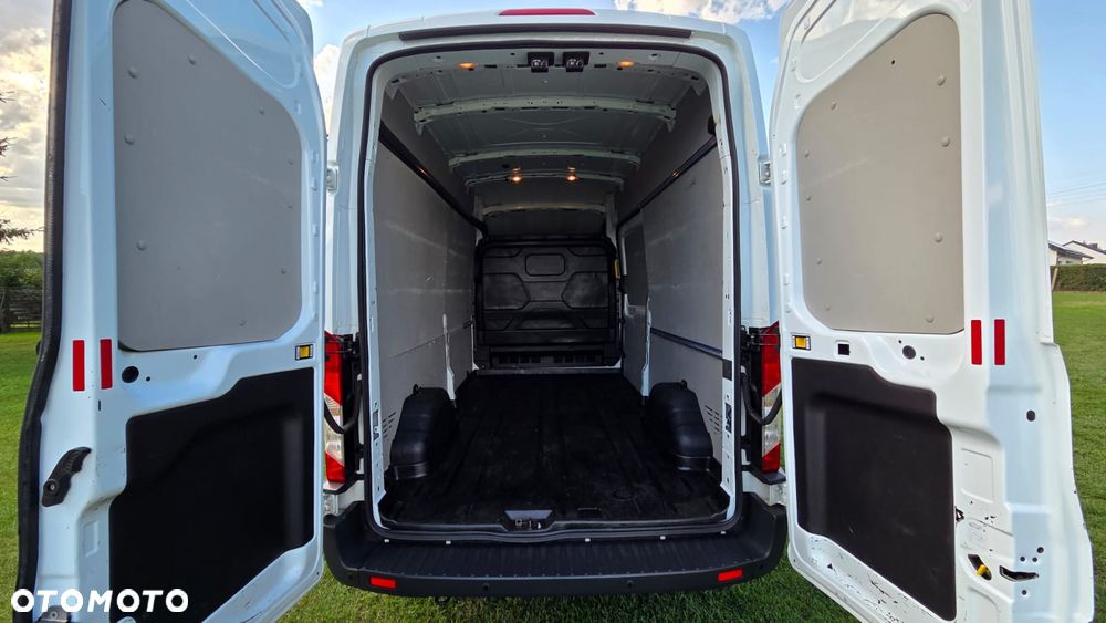 Ford Transit - 18