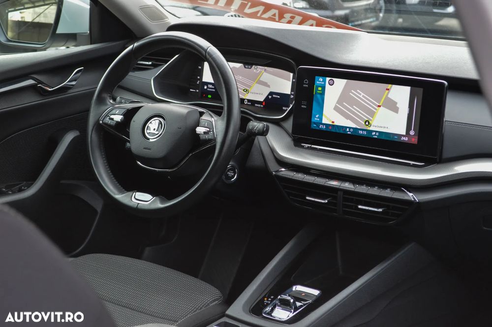 Skoda Octavia Combi 2.0 TDI DSG Tour - 4