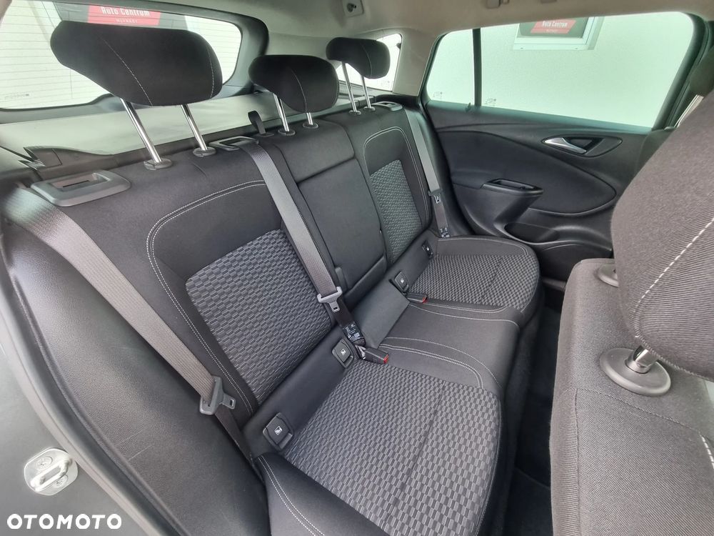 Opel Astra - 10