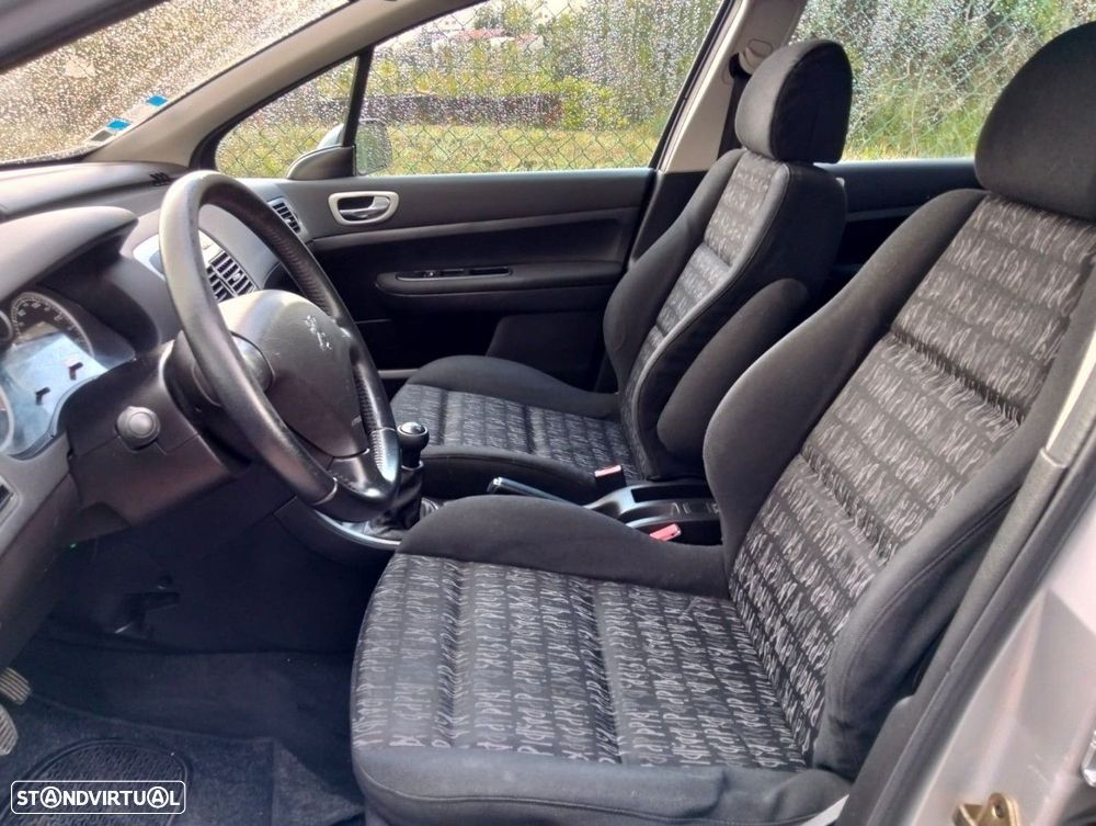 Peugeot 307 1.4 16V Navtech - 3