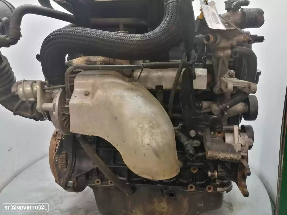 MOTOR COMPLETO KIA CARNIVAL II 2004 - 6