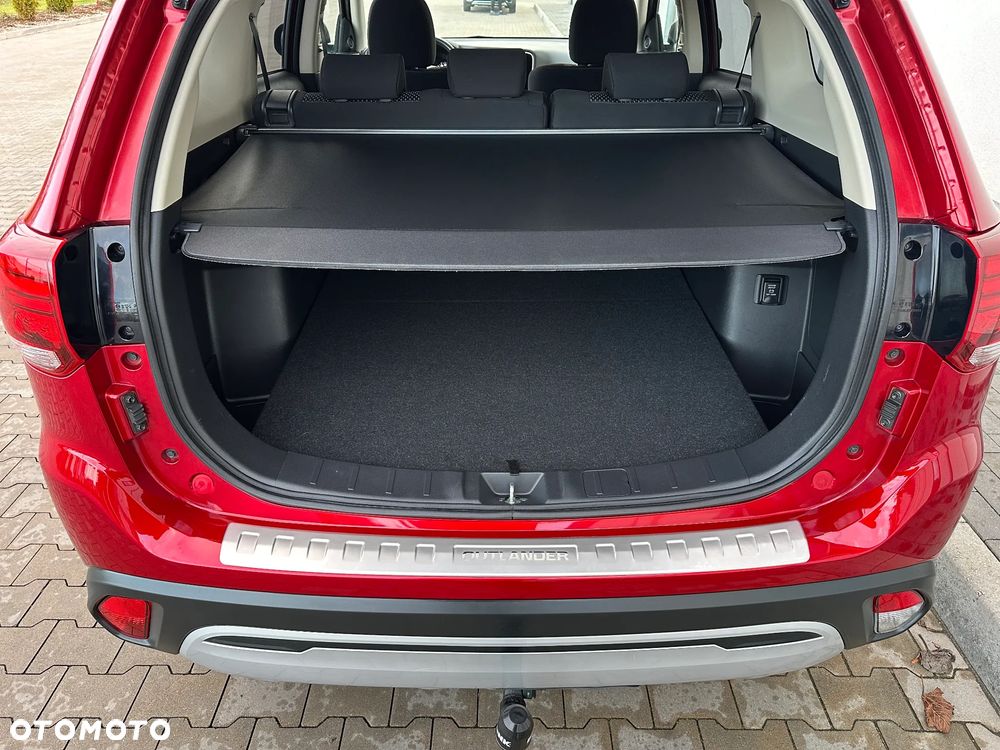 Mitsubishi Outlander 2.0 2WD Diamant Edition - 18