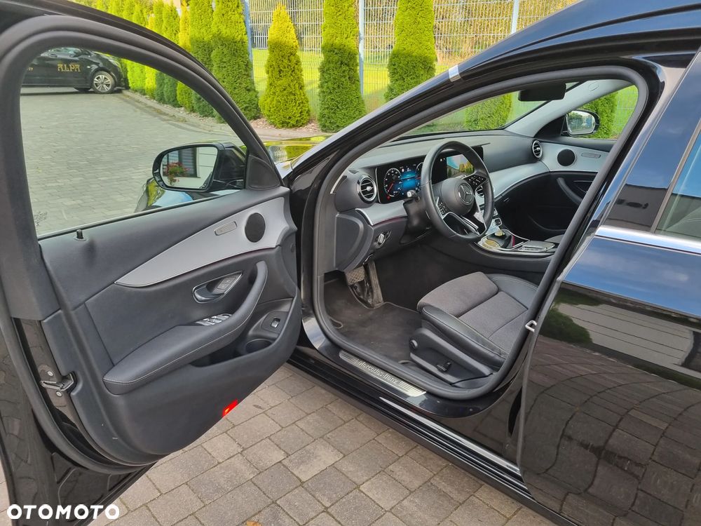 Mercedes-Benz Klasa E 200 d T 9G-TRONIC Avantgarde - 20
