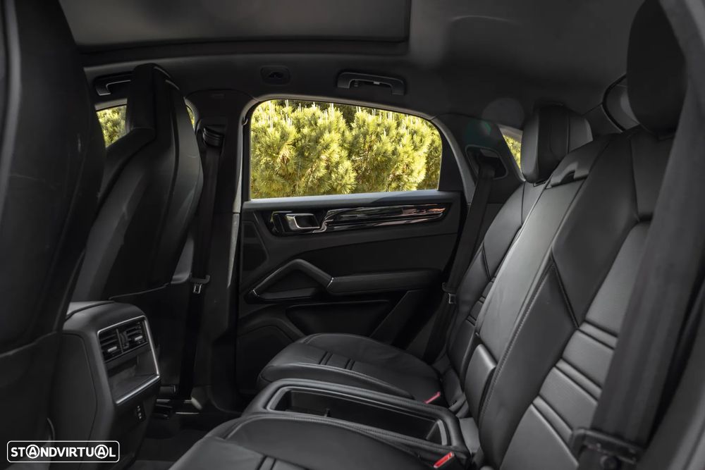 Porsche Cayenne E-Hybrid - 28