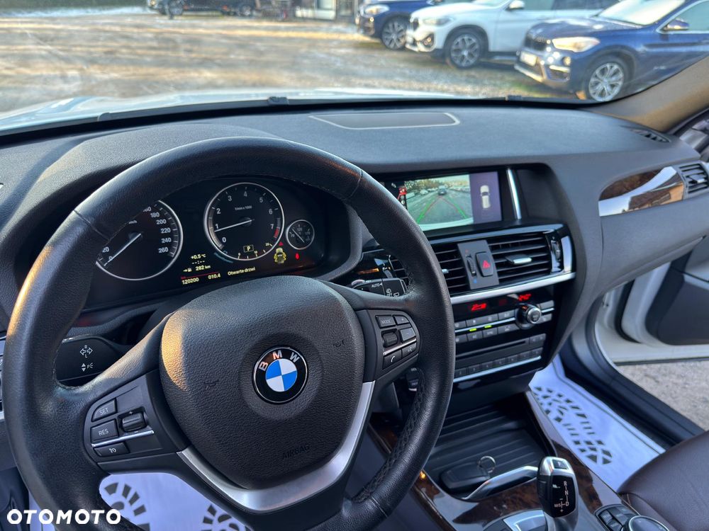 BMW X3 xDrive28i xLine - 29