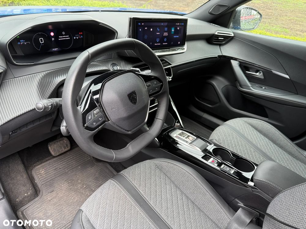 Peugeot 2008 1.2 PureTech Allure S&S EAT8 - 9