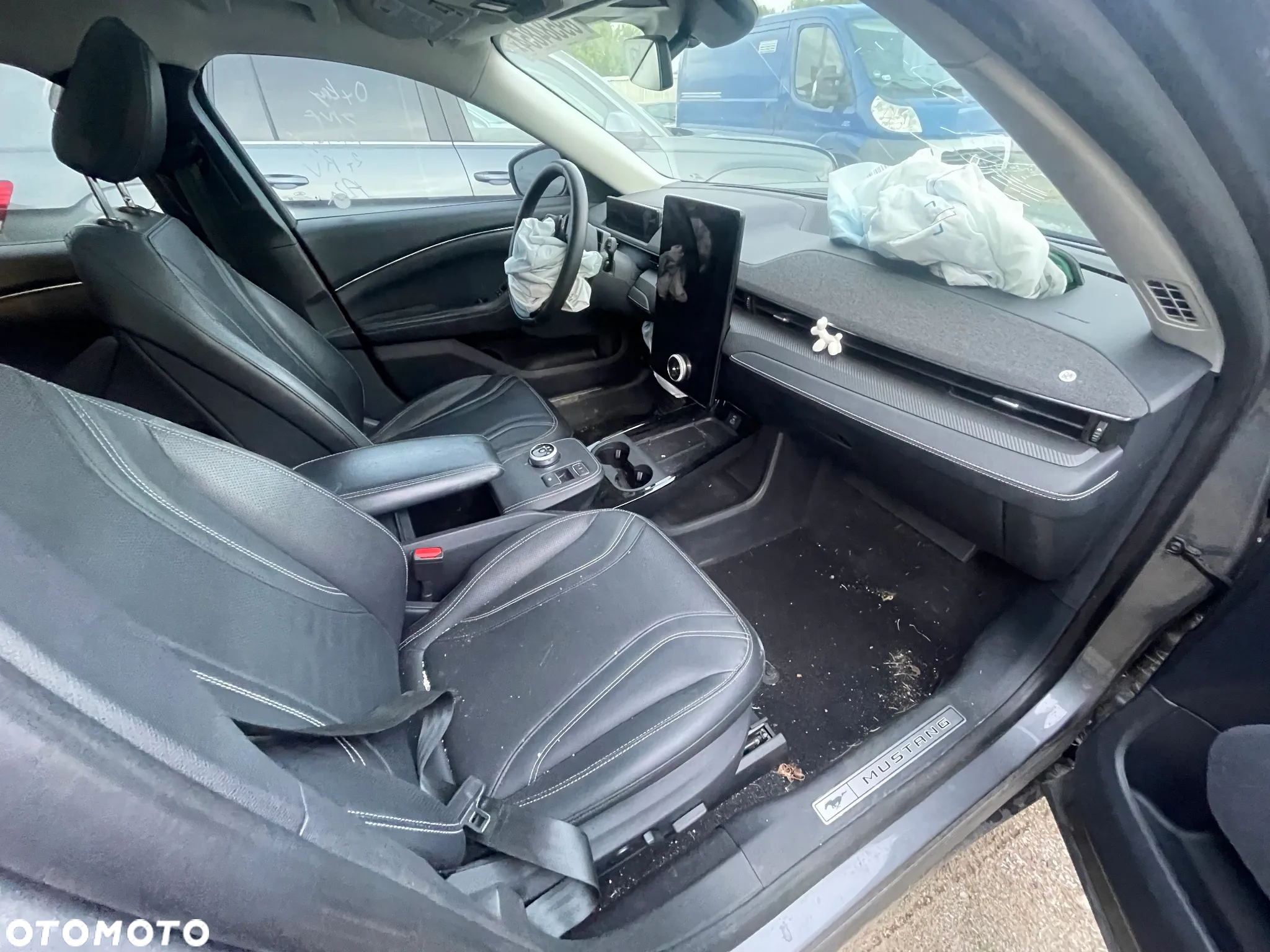 Ford Mustang Mach-E AWD PREMIUM - 20