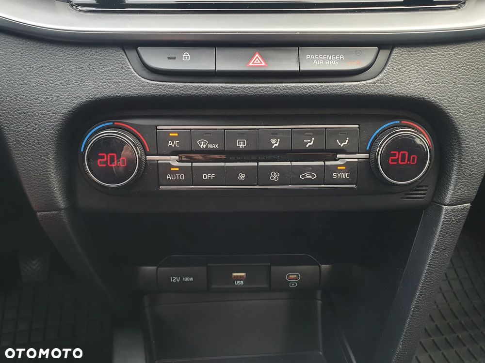 Kia Ceed 1.5 T-GDI M - 37