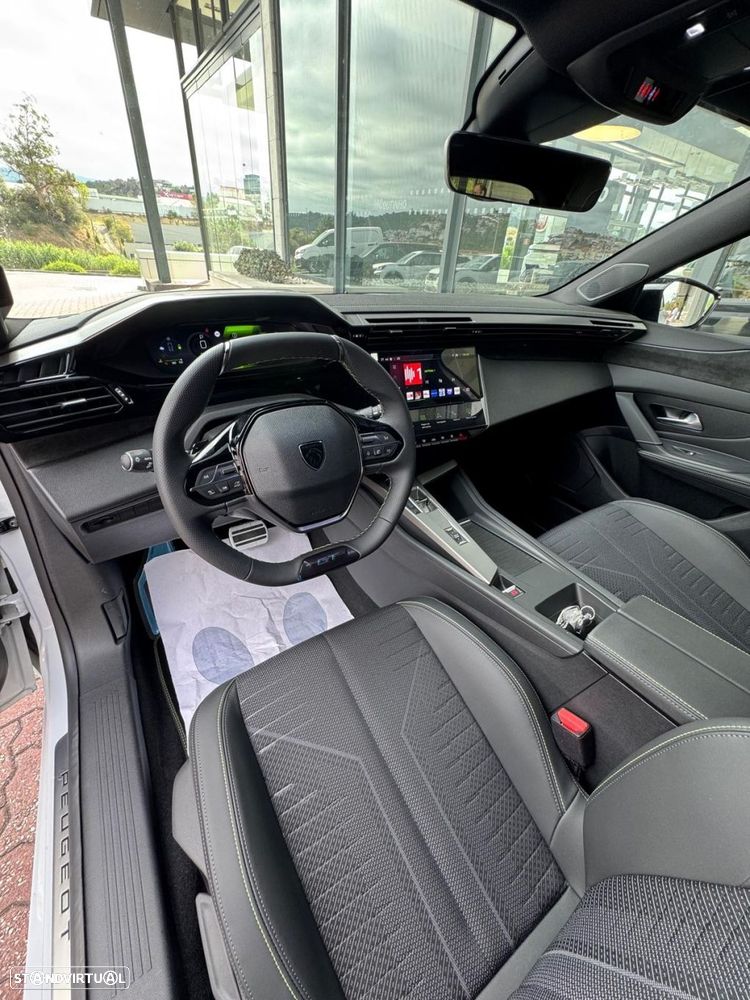 Peugeot 308 1.2 Hybrid GT e-DCS6 - 7